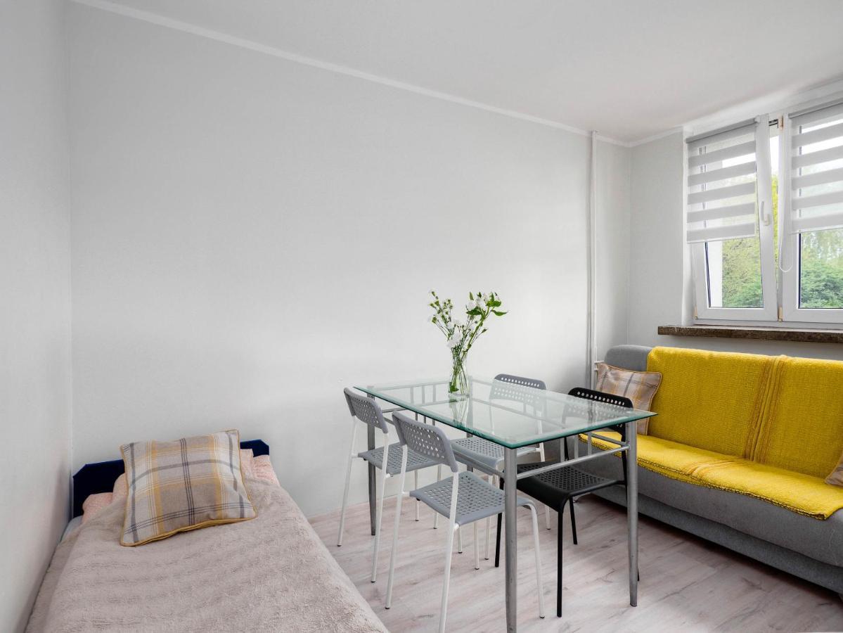 Sweet Honey Mieszkanie W Plocku Apartment Luaran gambar