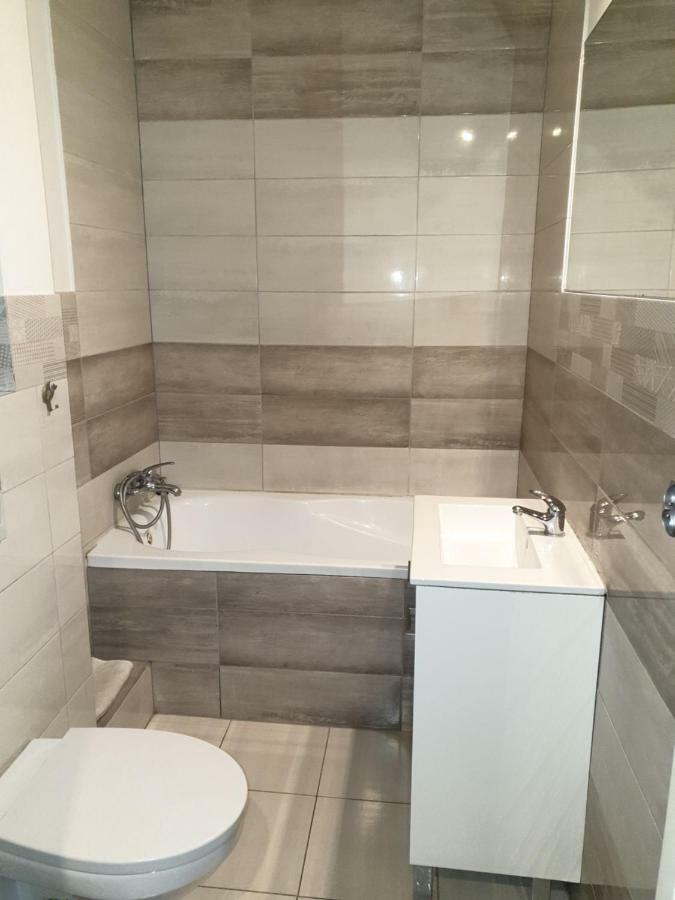 Sweet Honey Mieszkanie W Plocku Apartment Luaran gambar